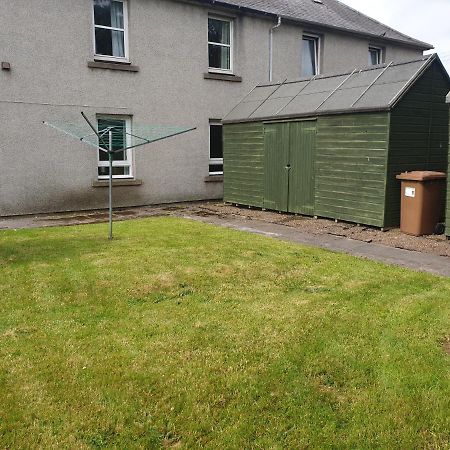 2 Bed Ground Floor Apartment Close To Town Centre Inverness Extérieur photo